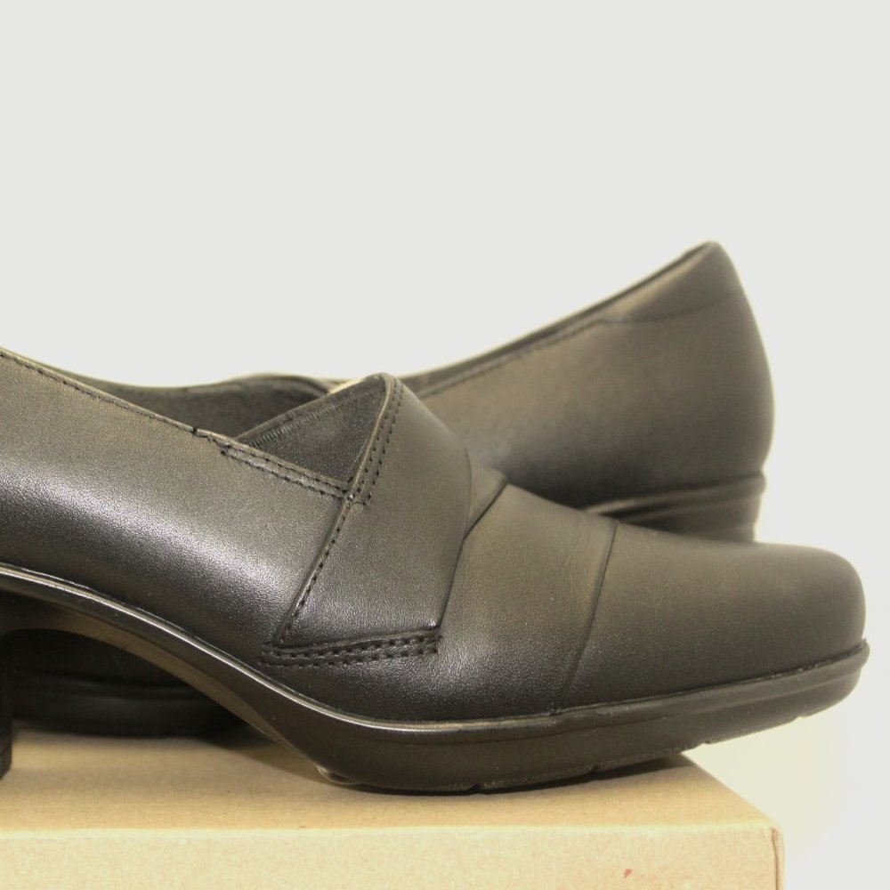 Clarks Womens Emslie Warbler Shootie Black Leather